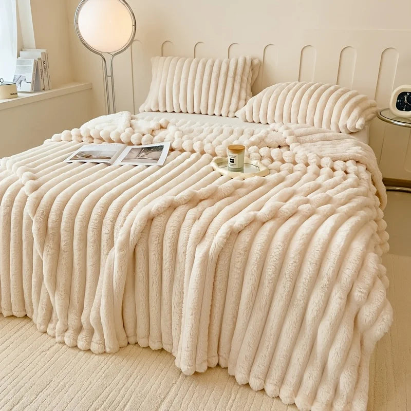 Soft Faux Rabbit Fur Throw Blanket – Warm & Fluffy