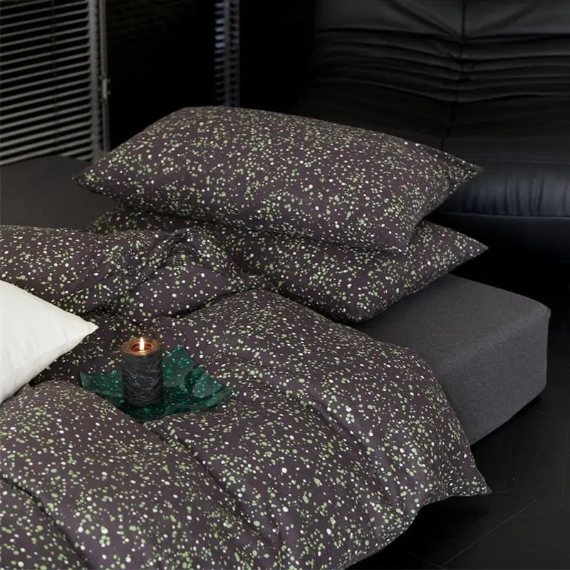 Black & Brown Bedding Set – Duvet Cover, Sheet & Pillowcases